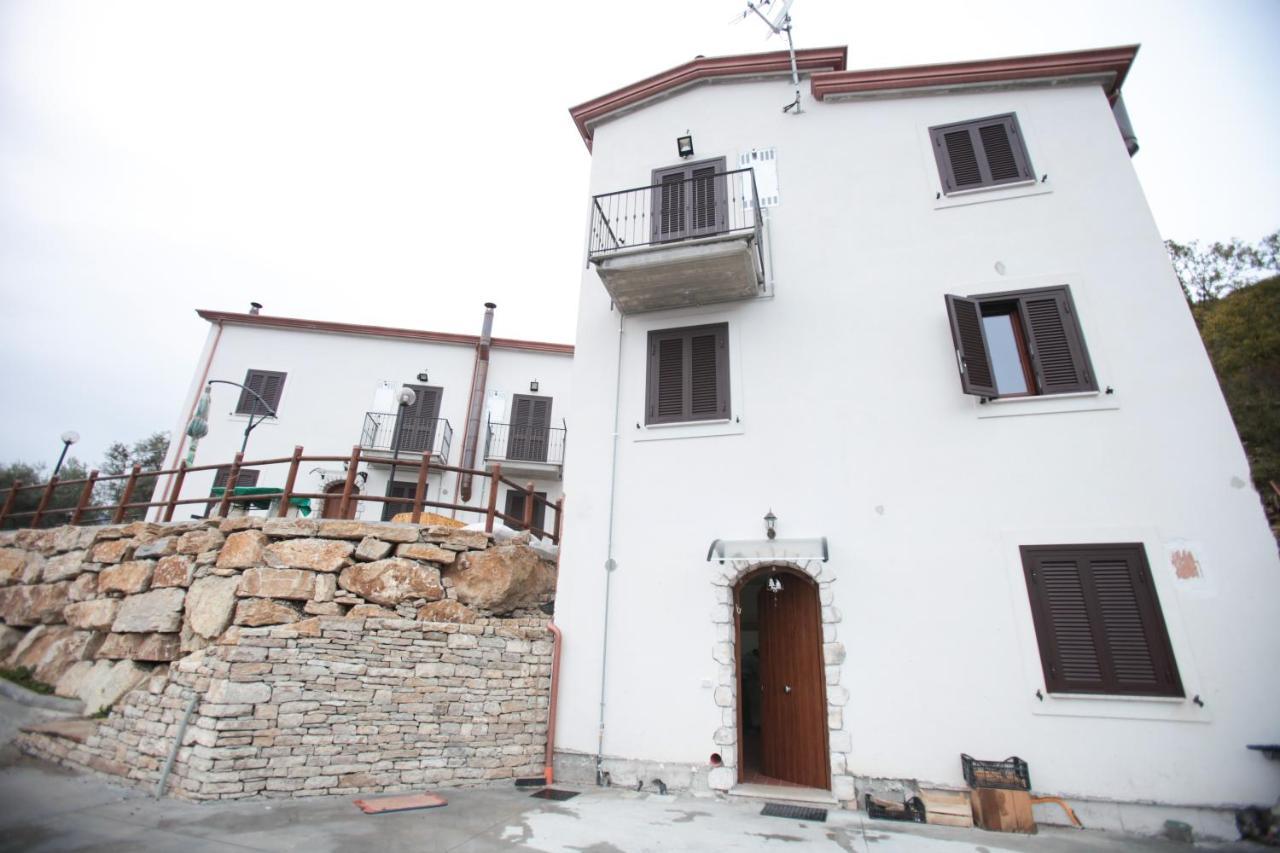 Villa Santa Maria Santa Maria del Molise Buitenkant foto