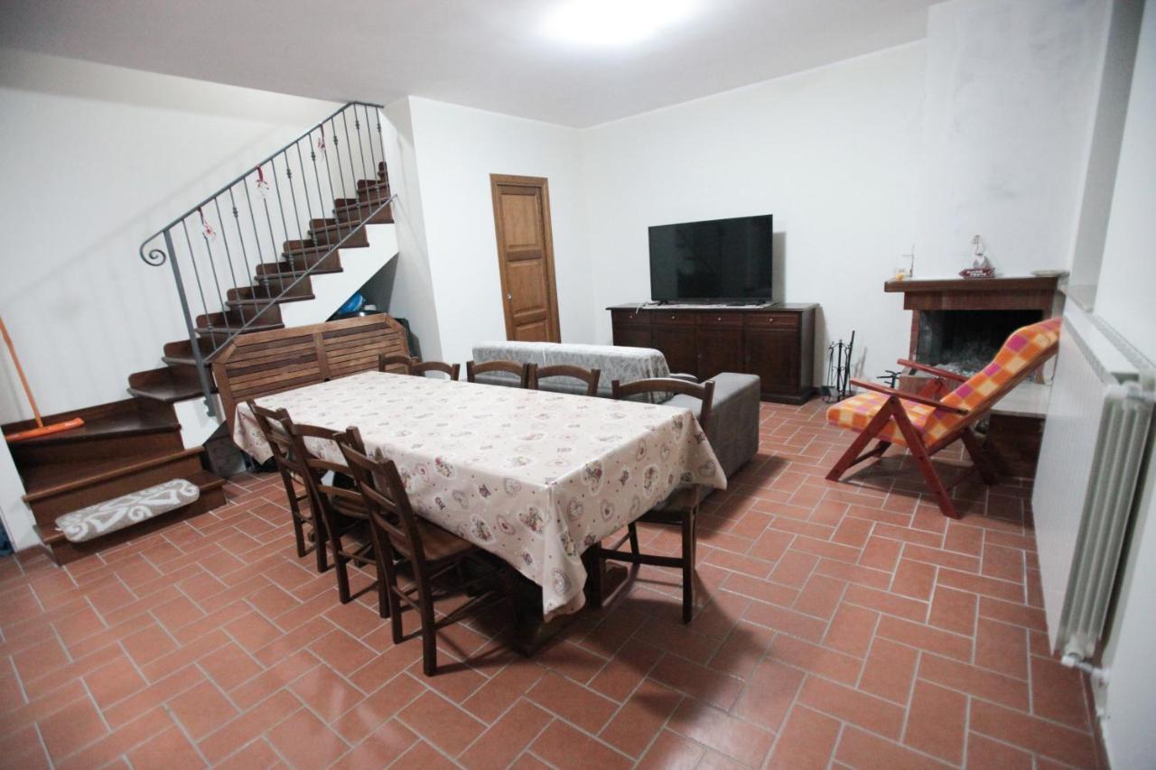 Villa Santa Maria Santa Maria del Molise Buitenkant foto
