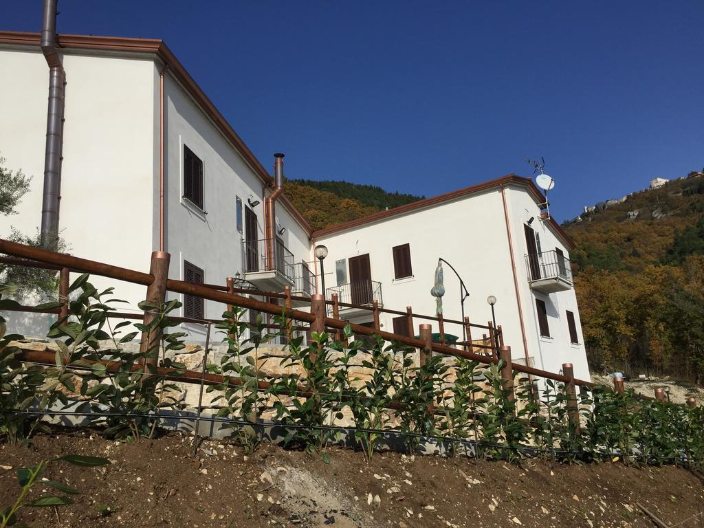 Villa Santa Maria Santa Maria del Molise Buitenkant foto