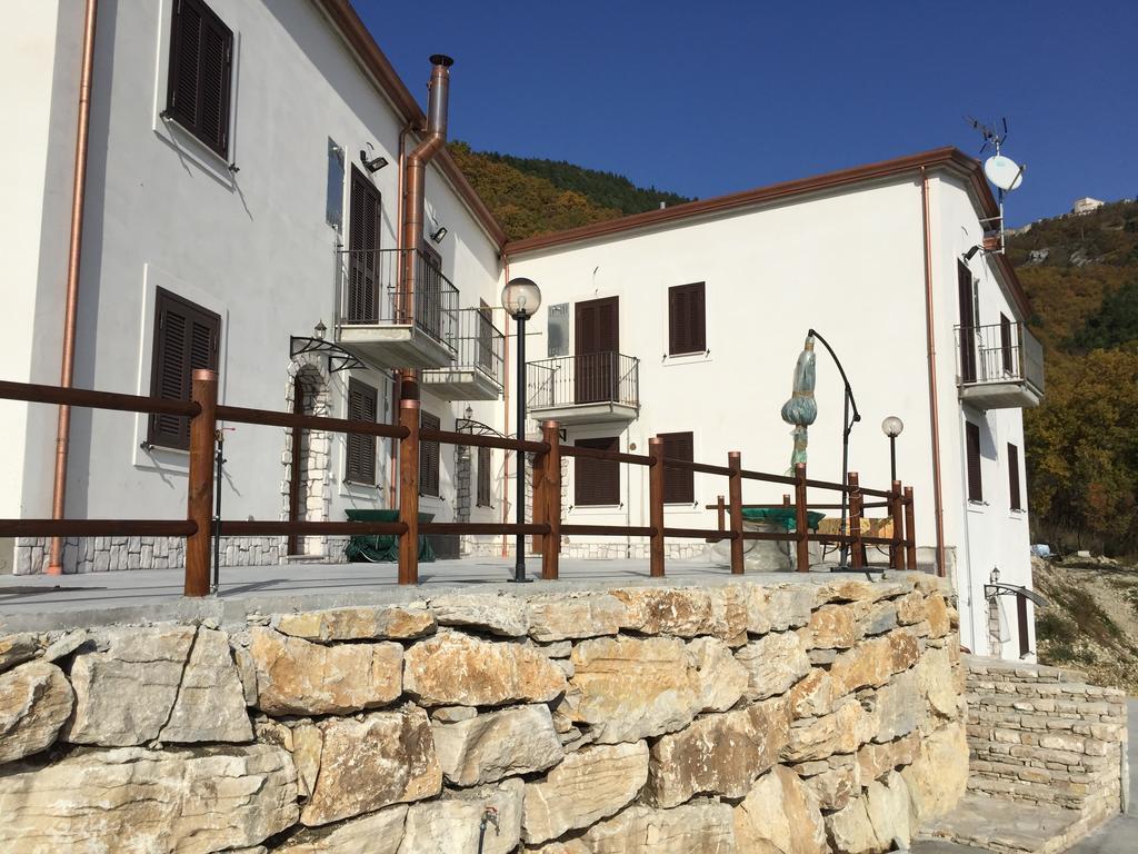 Villa Santa Maria Santa Maria del Molise Buitenkant foto